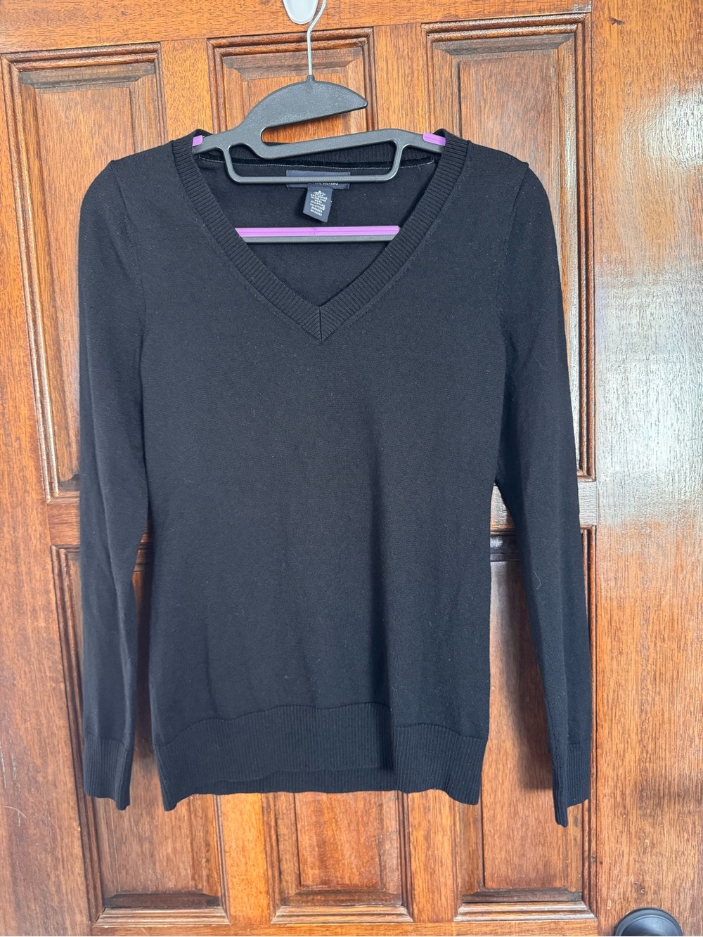 Banana Republic Black V-Neck Women’s Sweater